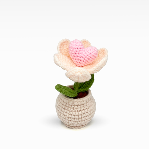 Heart Tulip Pot, Medium
